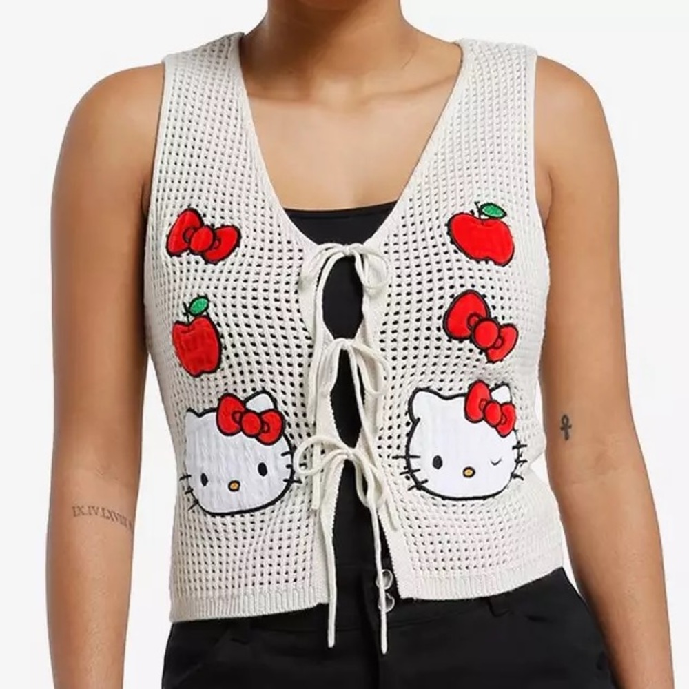 Hello Kitty‎ Patches Open Knit Sweater Vest Hot Topic Sanrio